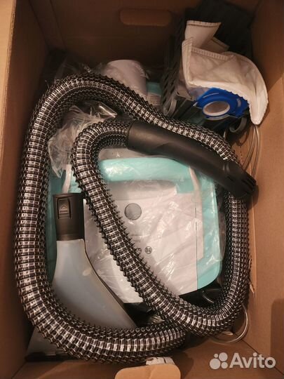 Моющий пылесос Bosch BWD420HYG, 2000Вт