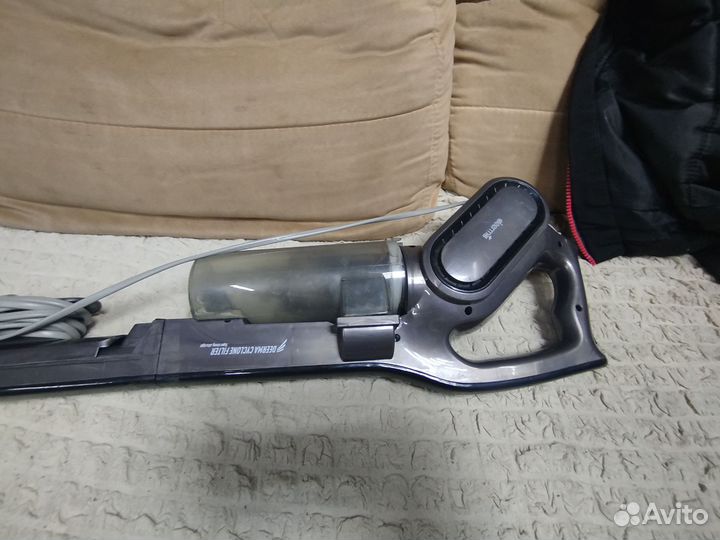 Пылесос вертикальный Deerma