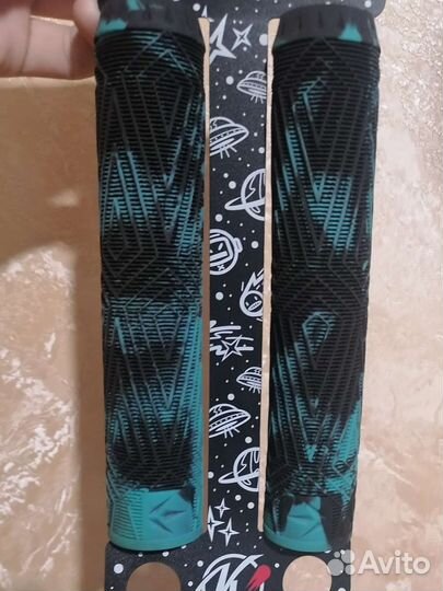 Продам трюковой самокат кастом