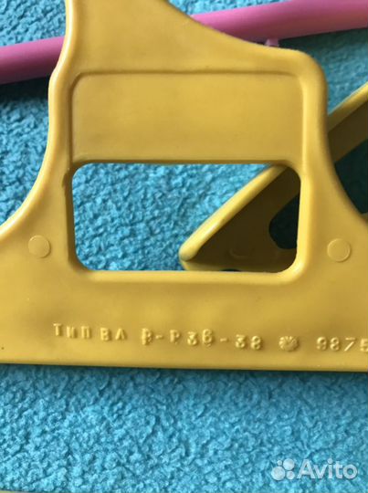 Плечики детские