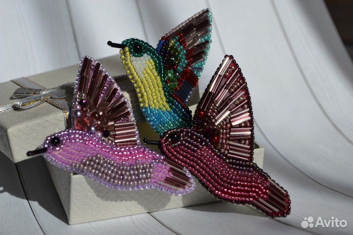 Броши из бисера Колибри