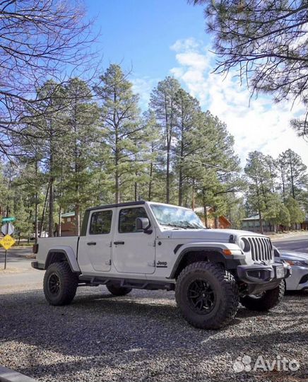 Литые диски Fuel Rebel 5 R17 5x127 Jeep Wrangler