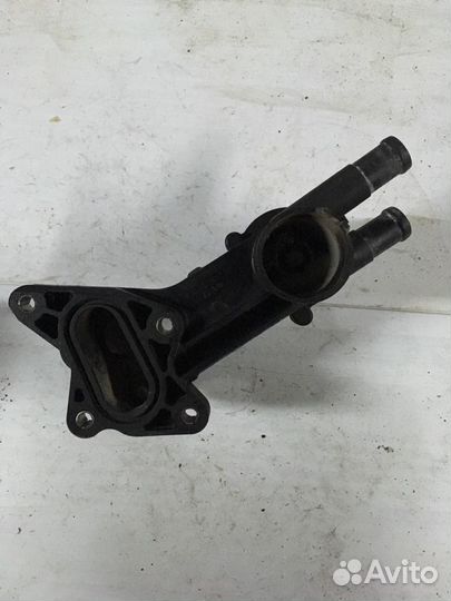 Корпус термостата 03C121111B Skoda 1.2