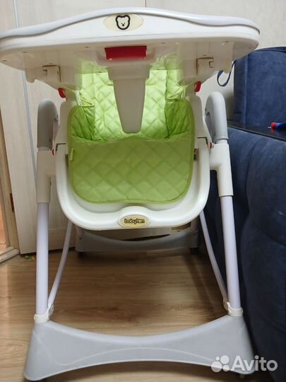 Детский стульчик для кормления