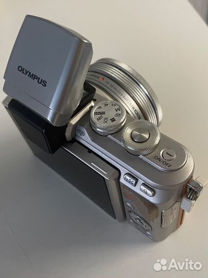 Компактный фотоаппарат olympus