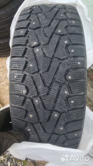 Pirelli Ice Zero 225/65 R17 102T