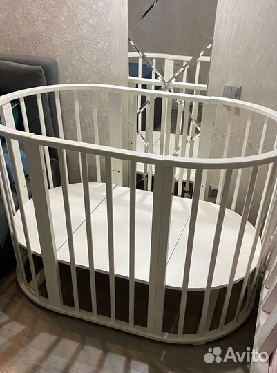 Кроватка овальная круглая