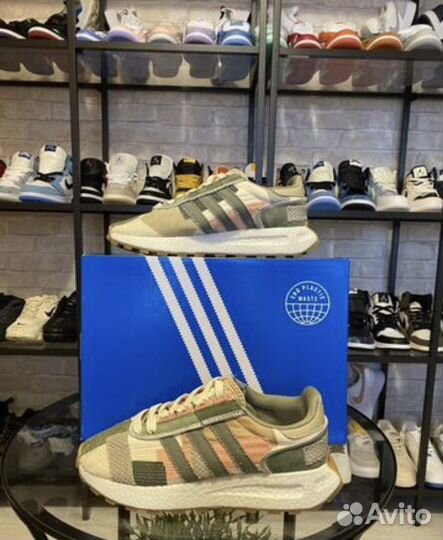 Кроссовки adidas retropy e5