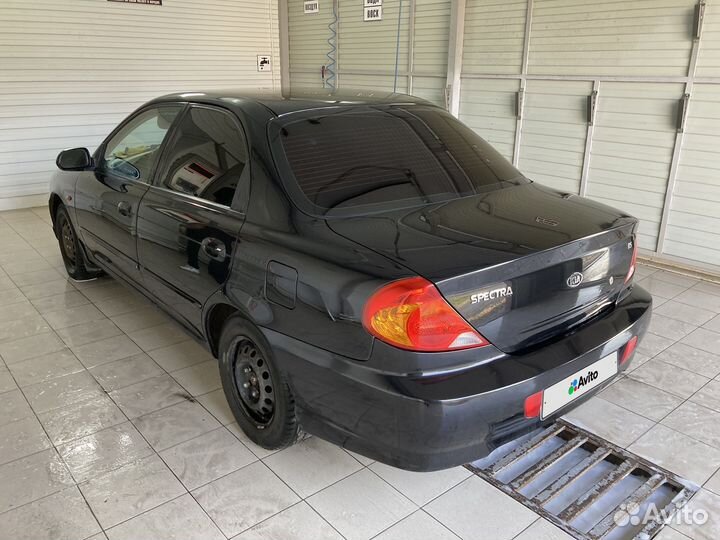 Kia Spectra, 2009