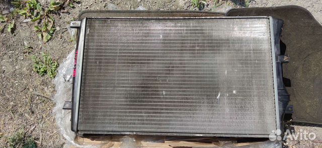 Радиатор охлаждения Volkswagen Golf 6 caxa