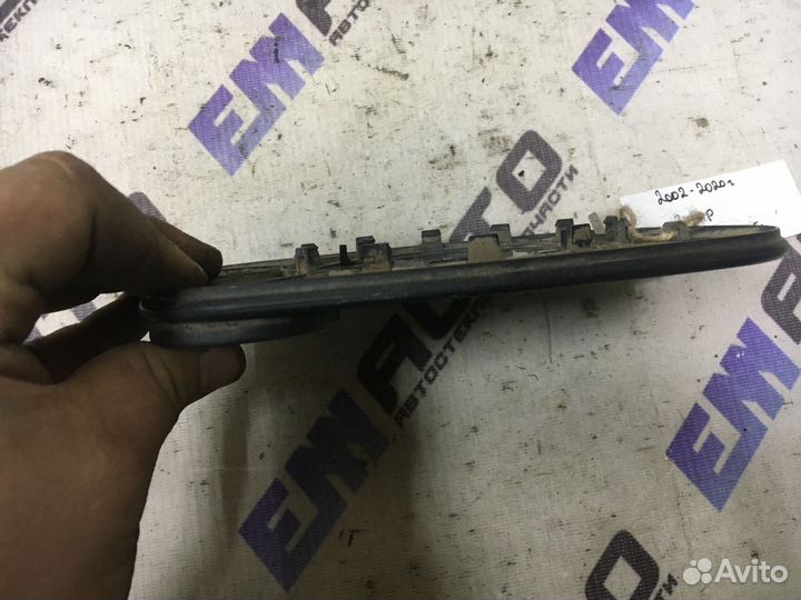 Зеркальный элемент левый Шевроле Нива