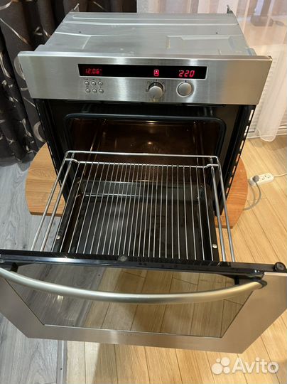 Духовой шкаф Bosch Германия с выкатной дверцей