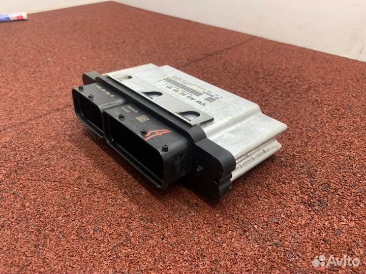 Блок управления двигателем Skoda Rapid седан cwvb