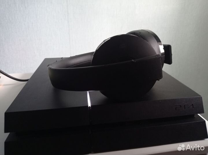 Игровая приставка ps4 fat