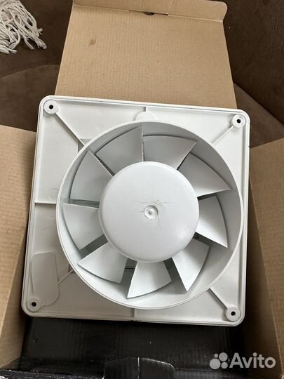 Вентилятор вытяжной