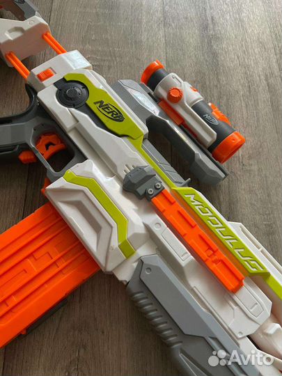 Nerf бластер и лук