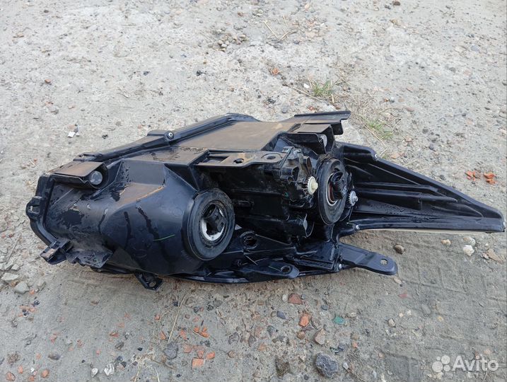 Фара передняя левая toyota приус 30