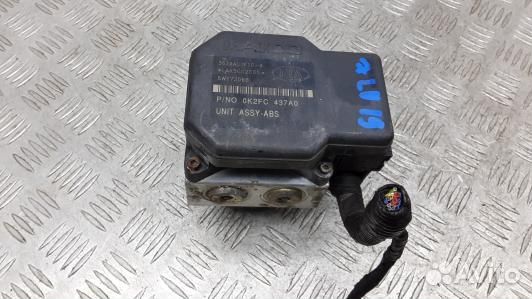 Блок ABS KIA carens 2 (7LV19KW01)