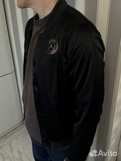 Бомбер Nike Air Jordan размер L