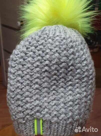 Шапка с помпоном
