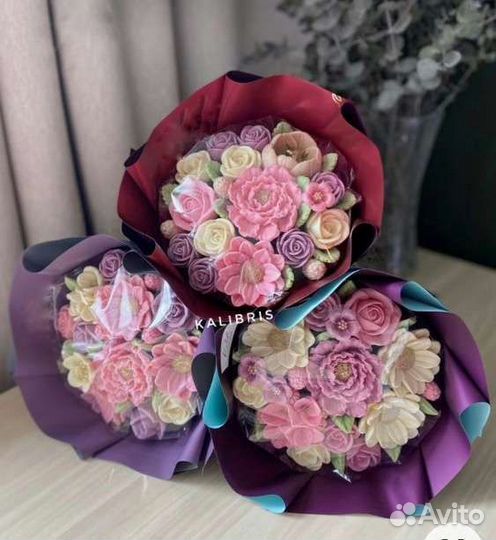 Букет из шоколадных цветов на 1 сентября