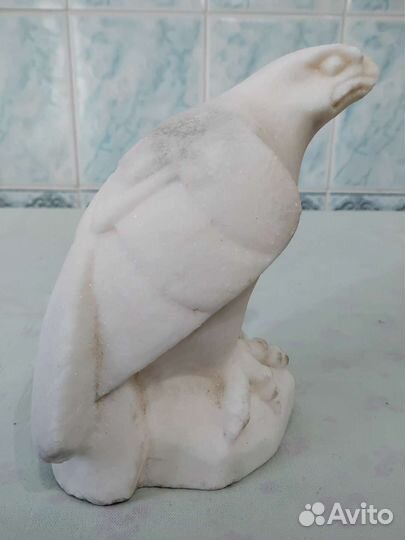 Мраморная статуэтка 