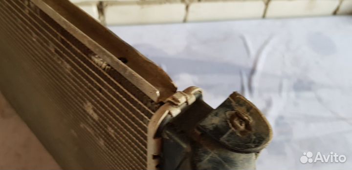 Renault Logan 1 2004-2015 Радиатор охлаждения