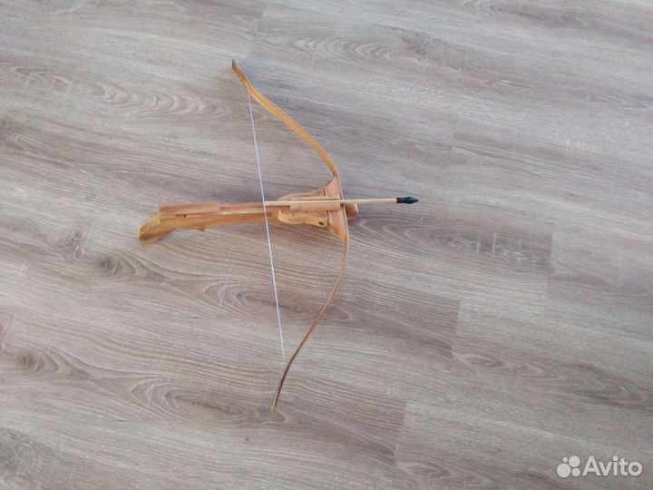 Арбалет(одна стрела конец резиновый)