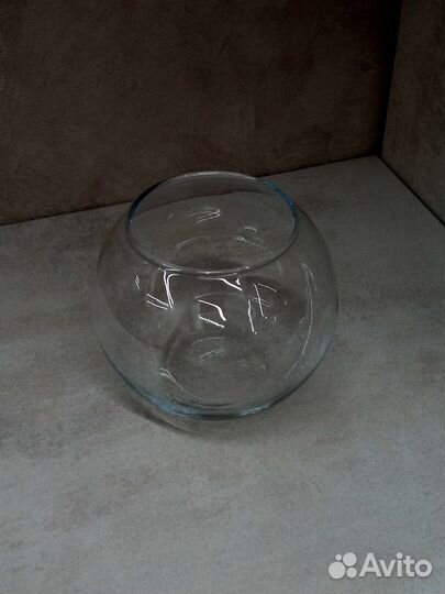 Ваза декоративная