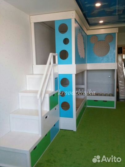 Детский комплекс кровати и игровая зона