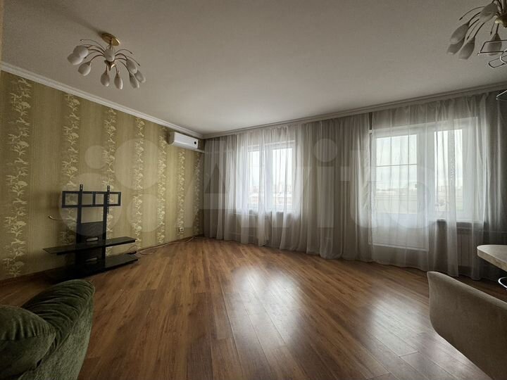 3-к. квартира, 120 м², 9/9 эт.