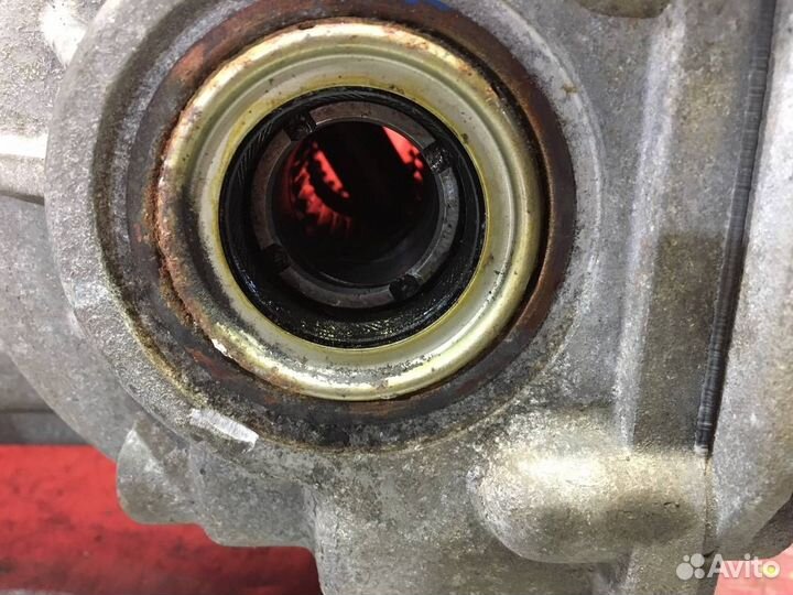 Редуктор для Kia Sorento XM D4HB 2.2L (Б/У)