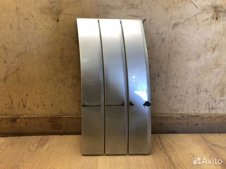 Накладка двери передней правой Land Rover Range Ro