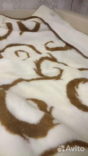 Одеяло новое, 100 шерсть (меринос)