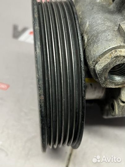 A0024668101 насос гидроусилителя M112 M113