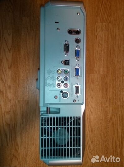 Проектор Hitachi CP-X400