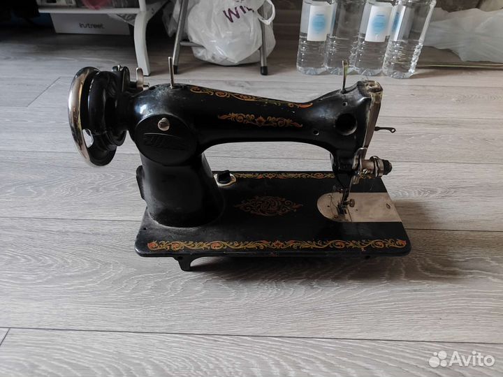 Швейная машина зингер Антиквариат