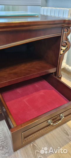 Тумба под телевизор