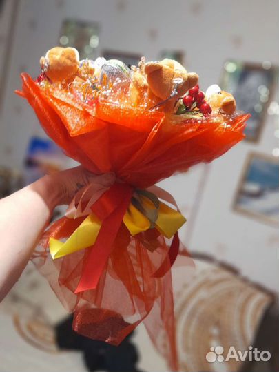 Букет из киндеров