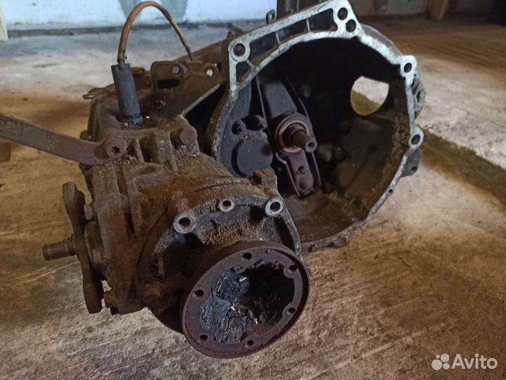 Коробка передач Volkswagen Passat B3 4WD