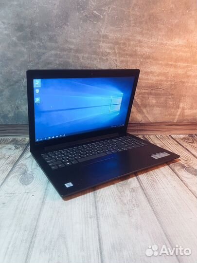 Мощный ноутбук Lenovo Core i3-7020u / 8gb / SSD