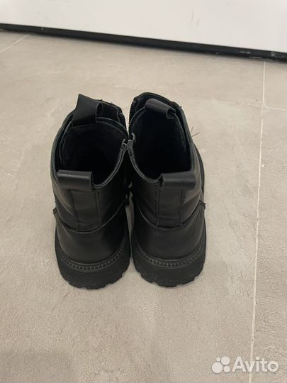 Ботинки демисезонные для девочки 34