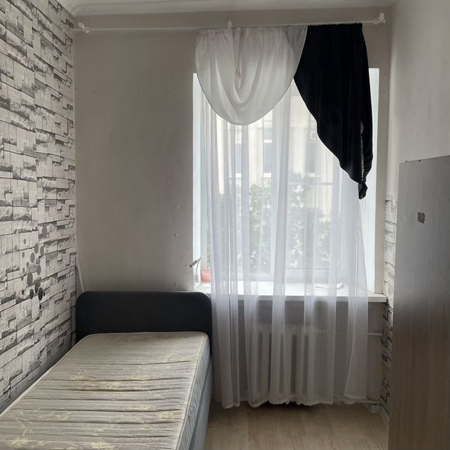 Комната 10 м² в 4-к., 3/5 эт.