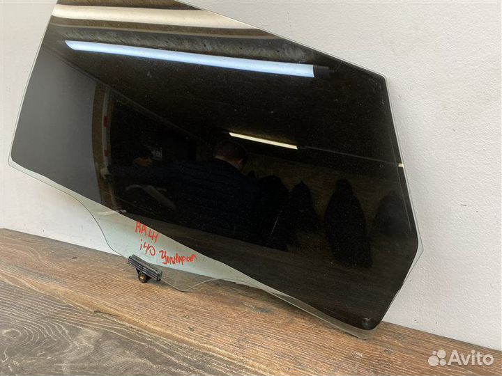 Стекло двери заднее левое Hyundai I40 универсал