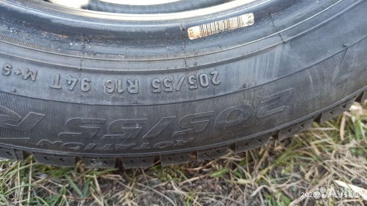 Pirelli Ice Zero 205/55 R16 M