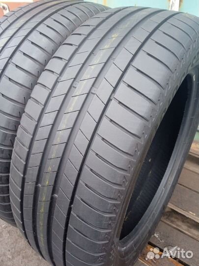 Bridgestone Turanza T005 225/55 R18