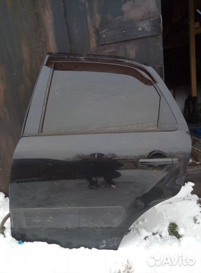 Дверь задняя Suzuki SX4