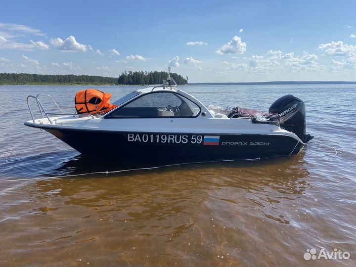 Продается катер Phoenix 530 ht