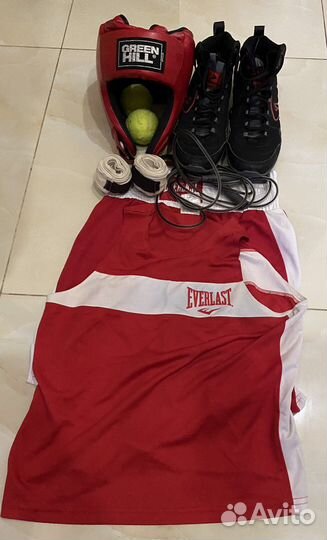 Боксерский шлем боксерки форма