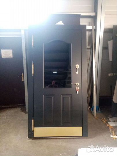 Дверь входная металлическая